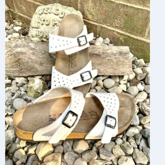 Birki's by Birkenstock Freeport White Sandals 8 - Picture 2 of 7